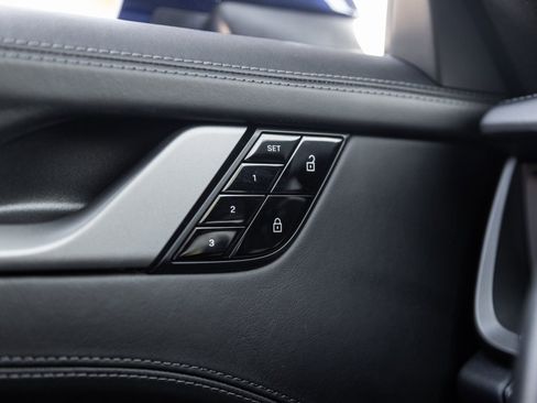 Certified 2020 Porsche 911 Carrera S image 17