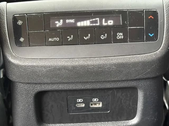 Certified 2025 Nissan Pathfinder SV AWD/4WD image 20