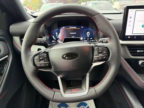 Used 2025 Ford Explorer ST w/ Sun And Sound Package AWD/4WD image 14
