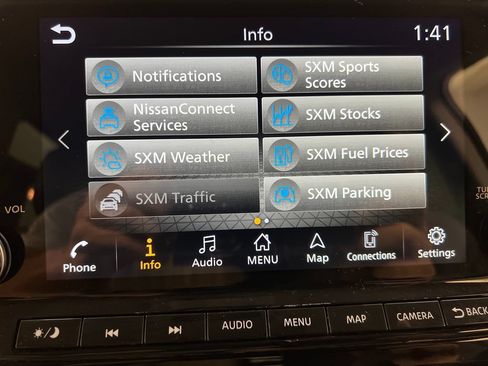 Used 2025 Nissan Pathfinder SL FWD image 61