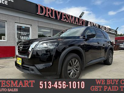 Used 2023 Nissan Pathfinder SV w/ SV Premium Package