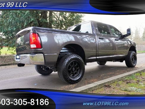 Used 2018 RAM 2500 Tradesman w/ Chrome Appearance Group image 9