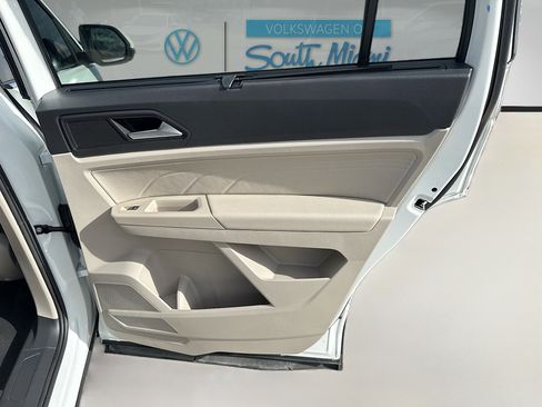 Used 2023 Volkswagen Atlas SE AWD/4WD image 31