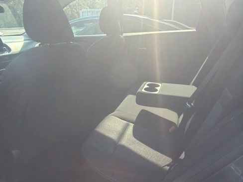 Used 2024 Nissan Rogue SV FWD image 5