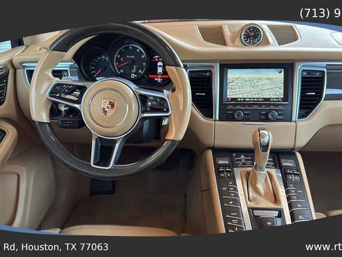 Used 2015 Porsche Macan Turbo AWD/4WD image 43