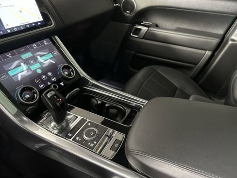 Used 2019 Land Rover Range Rover Sport HSE AWD/4WD image 21