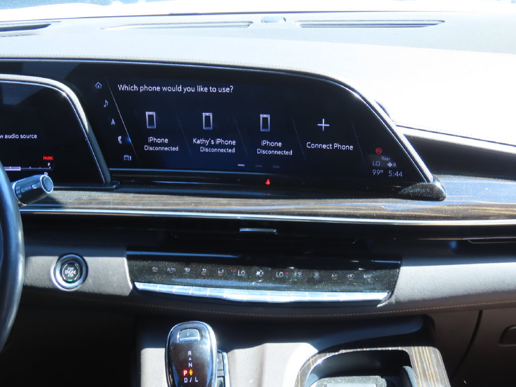 Used 2022 Cadillac Escalade Premium Luxury AWD/4WD image 8