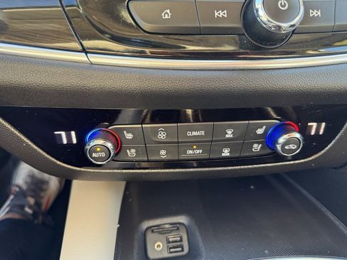 Used 2021 Buick Enclave Premium w/ Surround and Sites Package image 17