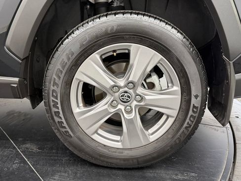 Certified 2025 Toyota RAV4 XLE AWD/4WD image 16