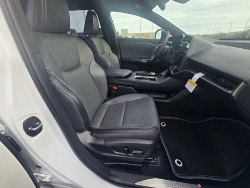 New 2026 Lexus RZ 350e 2WD image 12