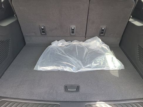 New 2026 Chevrolet Suburban LT w/ Comfort Package RWD image 9