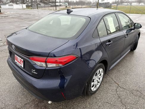 Used 2025 Toyota Corolla LE image 8