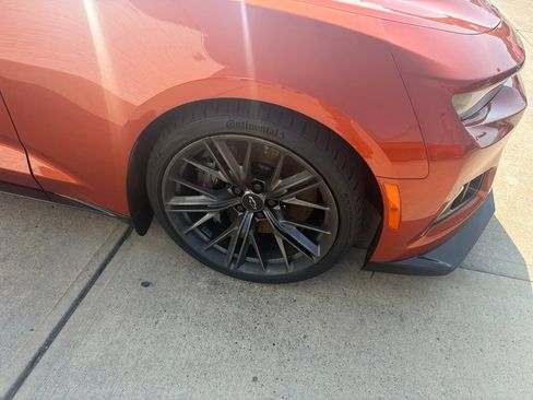 Used 2023 Chevrolet Camaro ZL1 RWD image 2