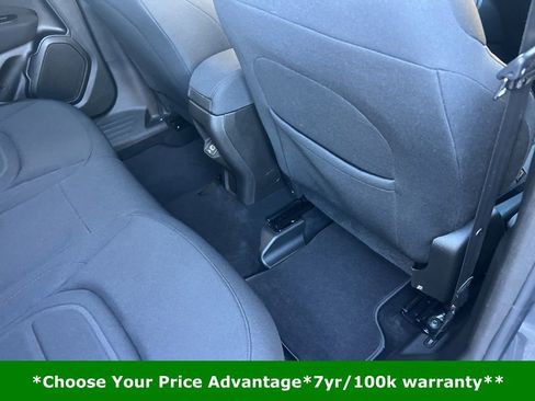 Certified 2021 Jeep Renegade Latitude image 17