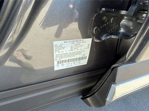 New 2026 Ford Explorer Platinum image 33