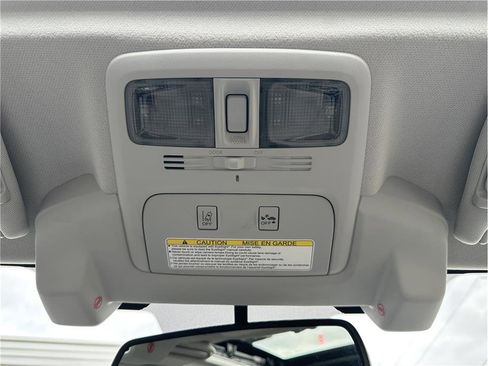 Used 2015 Subaru Forester 2.5i Premium image 27