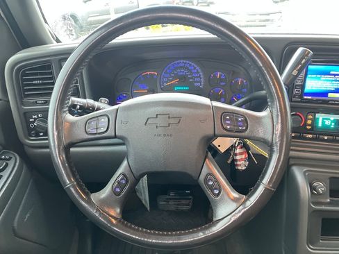 Used 2005 Chevrolet Silverado 3500 LT w/ Heavy-Duty Power Package image 19