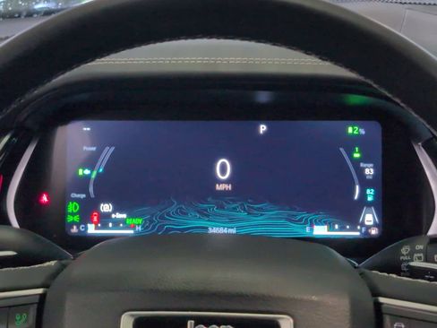 Used 2022 Jeep Grand Cherokee Limited 4xe w/ Luxury Tech Group II image 12