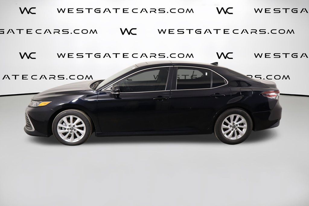 Used 2024 Toyota Camry LE w/ Convenience Package FWD image 5
