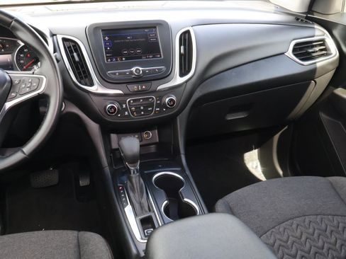 Used 2024 Chevrolet Equinox LT image 11