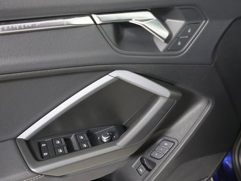 Used 2025 Audi Q3 2.0T Premium w/ Convenience Package image 22