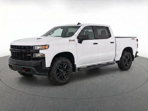 Used 2022 Chevrolet Silverado 1500 Custom Trail Boss w/ LPO, Dark Essentials Package AWD/4WD image 9