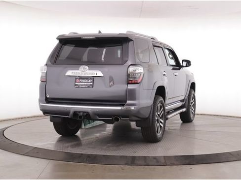 Used 2018 Toyota 4Runner Limited AWD/4WD image 7
