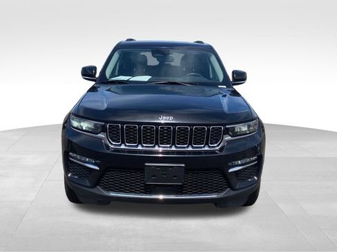 Used 2023 Jeep Grand Cherokee Limited AWD/4WD image 2