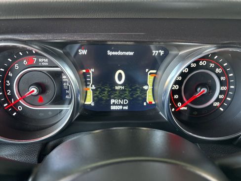 Used 2021 Jeep Wrangler Unlimited Rubicon w/ Trailer Tow Package image 30