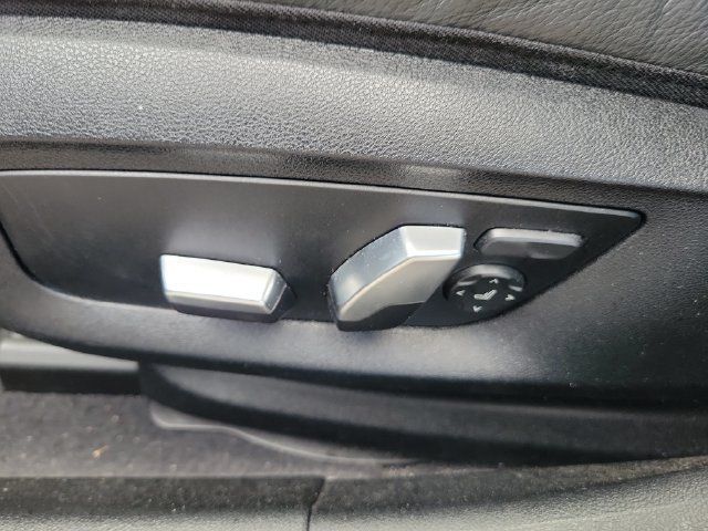 Used 2021 BMW 530i RWD image 23
