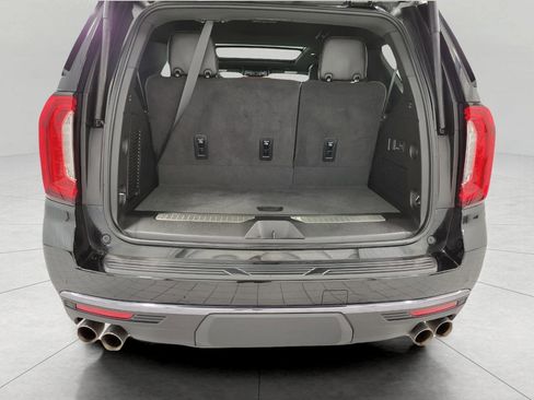 Certified 2024 GMC Yukon Denali Ultimate image 16