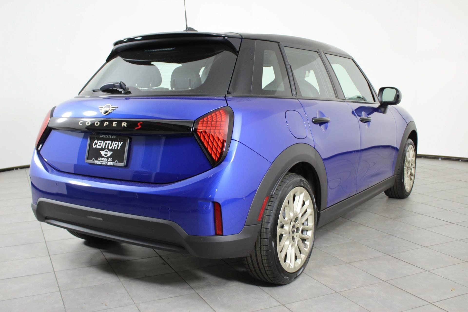 Used 2026 MINI Cooper S FWD image 9