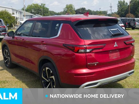 Used 2023 Mitsubishi Outlander SE FWD image 4