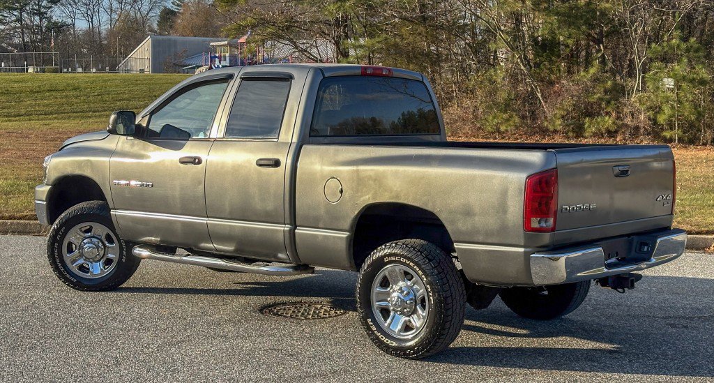 Used 2006 Dodge Ram 2500 Truck SLT w/ Trailer Tow Group AWD/4WD image 10