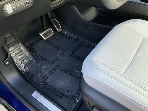 Used 2024 Acura ZDX A-Spec image 20