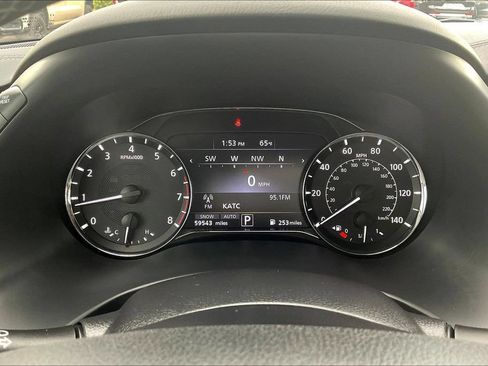 Used 2024 INFINITI QX80 Premium Select w/ Cargo Package AWD/4WD image 13