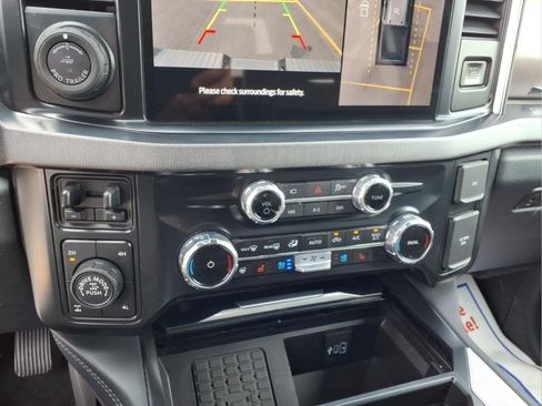 Used 2026 Ford F350 Platinum w/ Tremor Off-Road Package AWD/4WD image 12