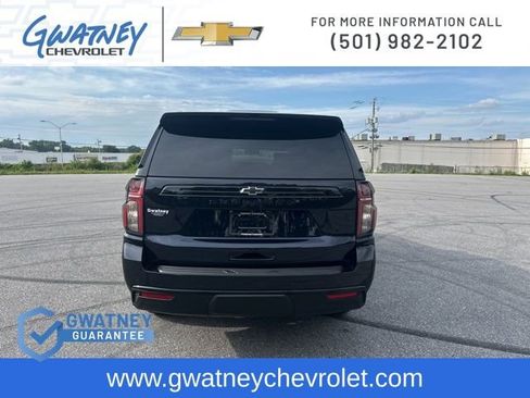 Used 2024 Chevrolet Suburban Z71 w/ Luxury Package AWD/4WD image 6