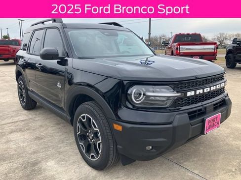 New 2025 Ford Bronco Sport Outer Banks AWD/4WD image 9