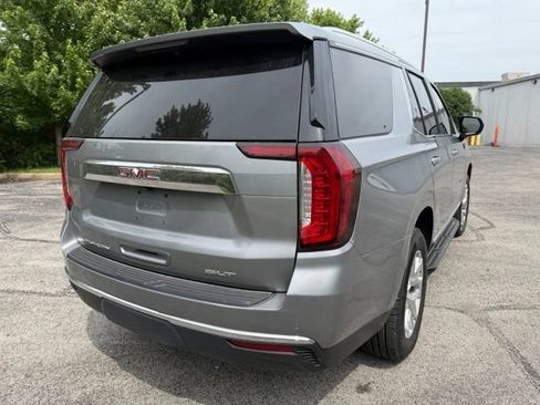 Used 2023 GMC Yukon SLT AWD/4WD image 4