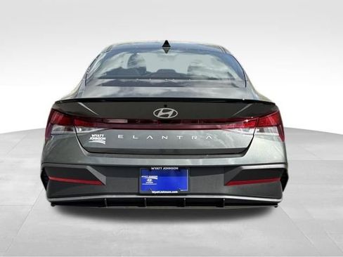 New 2026 Hyundai Elantra Sport FWD image 4