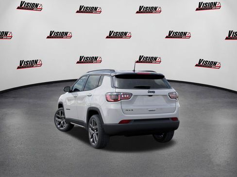 New 2026 Jeep Compass Limited image 3