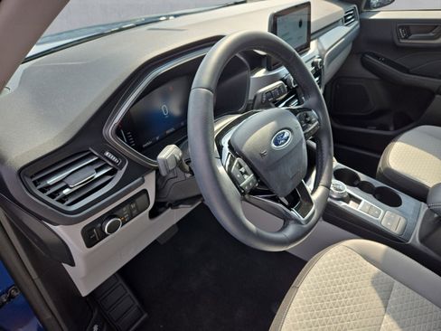 Certified 2023 Ford Escape Active image 11