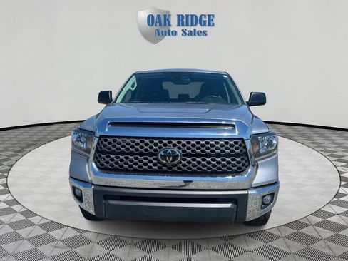 Used 2019 Toyota Tundra SR5 w/ SR5 Upgrade Package RWD image 2