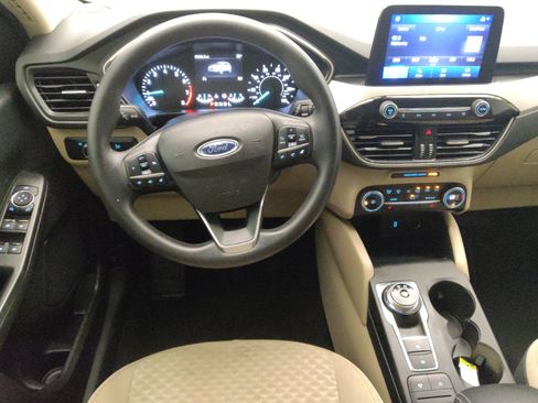 Used 2020 Ford Escape SE FWD image 22