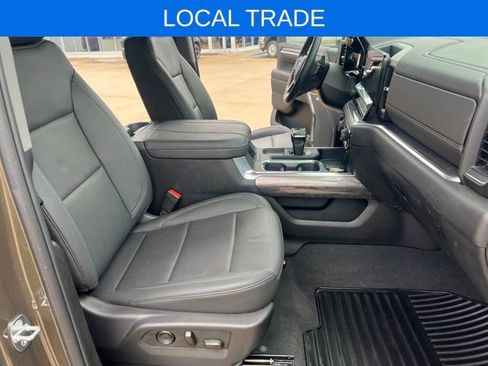 Used 2024 Chevrolet Silverado 1500 LTZ w/ Technology Package image 17