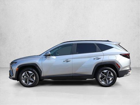 Used 2025 Hyundai Tucson SEL AWD/4WD image 8