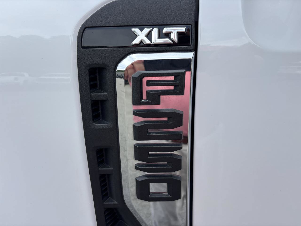 Used 2023 Ford F250 XLT w/ 360-Degree Camera Package AWD/4WD image 10