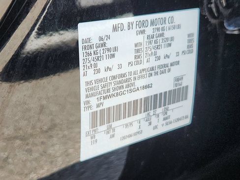 Used 2025 Ford Explorer ST AWD/4WD image 23