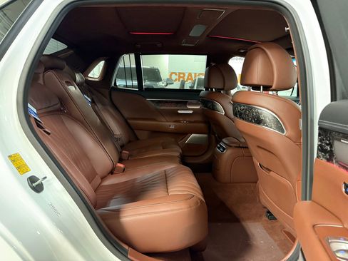 Used 2025 Genesis G90 3.5T image 23